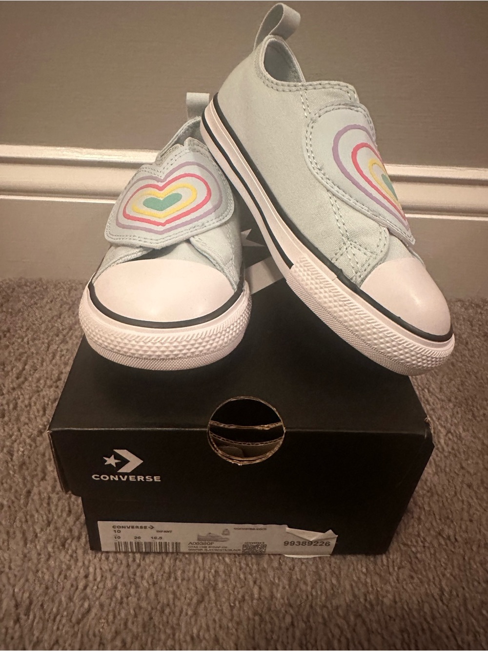 Brand new girls Converse Kids winter slay Mint Slip-On sneakers size 10